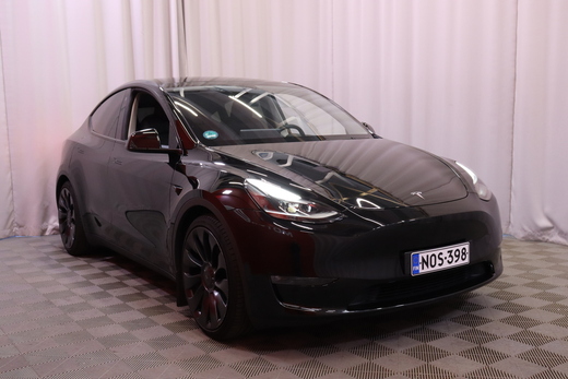 Tesla Model Y vaihtoauto