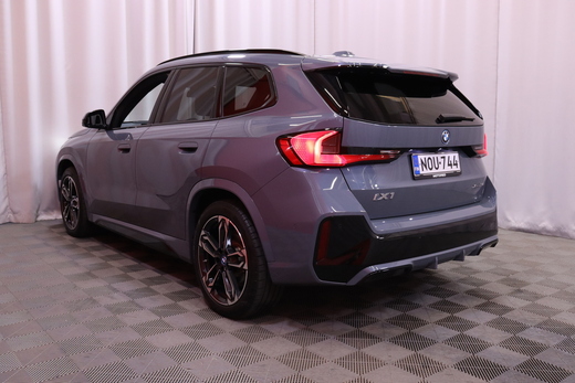 BMW iX1 vaihtoauto