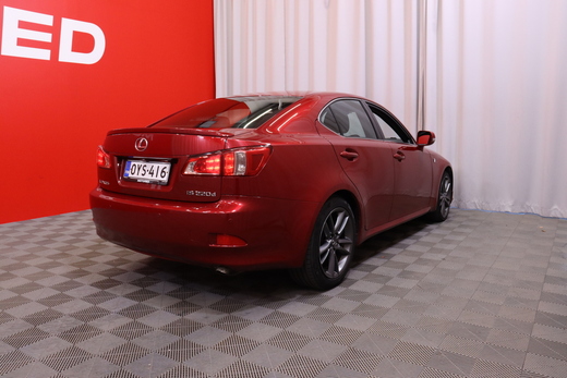 Lexus IS vaihtoauto