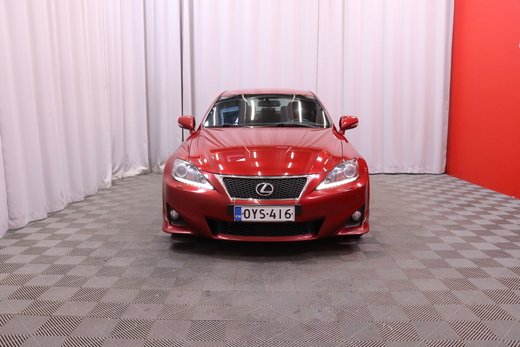 Lexus IS vaihtoauto