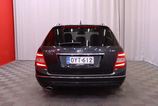 Mercedes-Benz C vaihtoauto