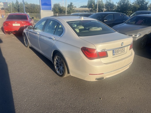BMW 740 vaihtoauto