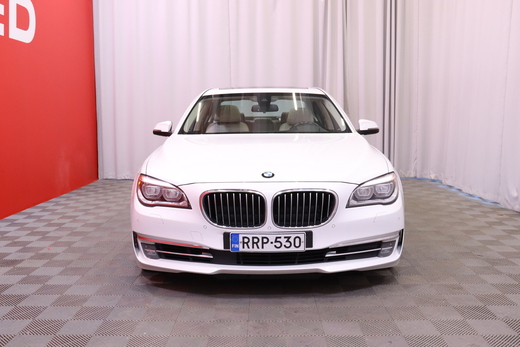 BMW 740 vaihtoauto