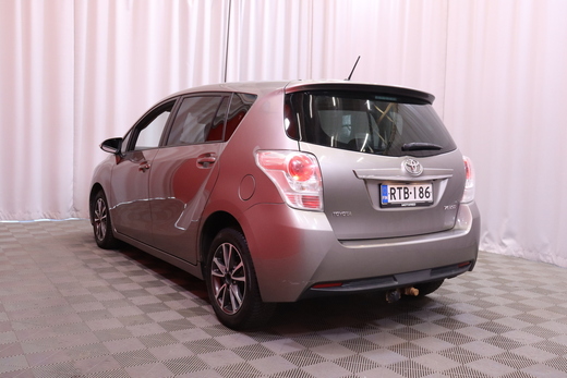 Toyota Verso vaihtoauto