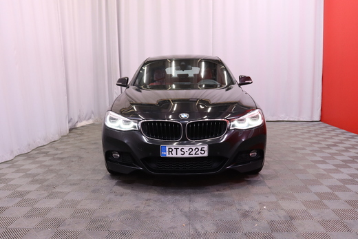 BMW 320 vaihtoauto