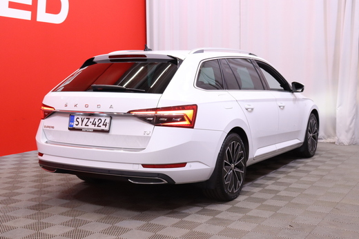 Skoda Superb vaihtoauto