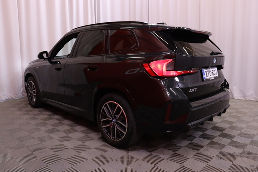 BMW iX1 vaihtoauto