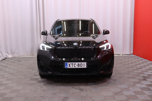 BMW iX1 vaihtoauto