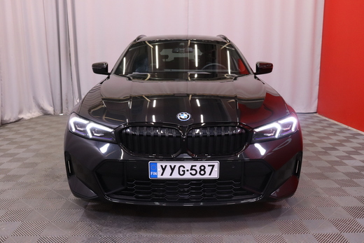 BMW 330 vaihtoauto