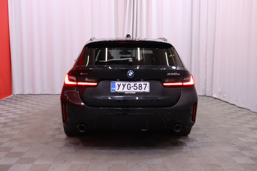 BMW 330 vaihtoauto
