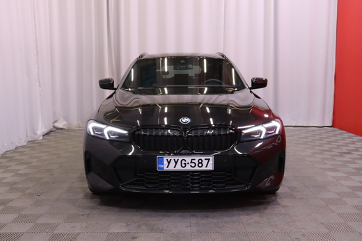 BMW 330 vaihtoauto
