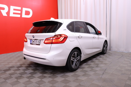 BMW 225 vaihtoauto