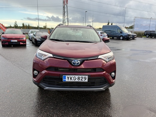 Toyota RAV4 vaihtoauto