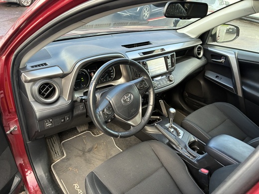 Toyota RAV4 vaihtoauto