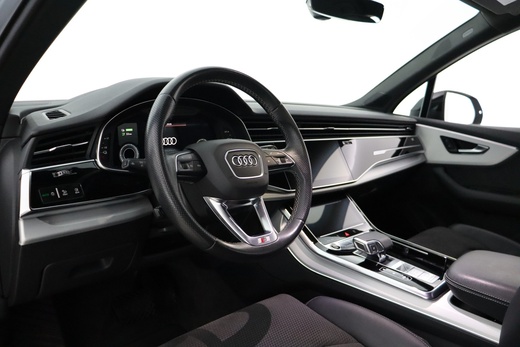 Audi Q7 vaihtoauto