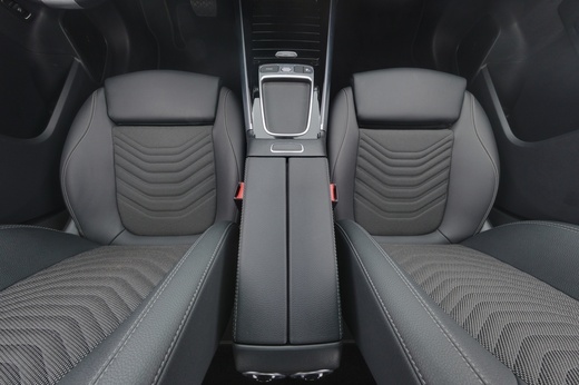 Mercedes-Benz EQA vaihtoauto
