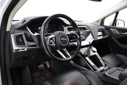 Jaguar I-PACE vaihtoauto