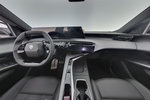 Peugeot E-3008 vaihtoauto
