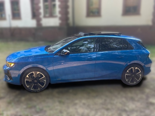 Opel Astra Electric vaihtoauto