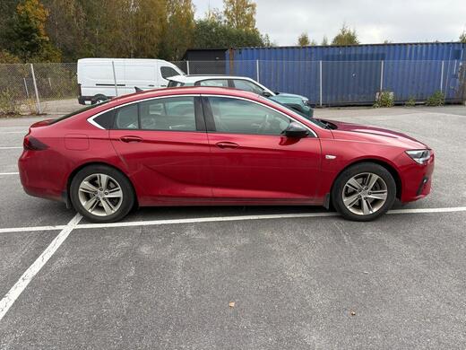 Opel Insignia vaihtoauto