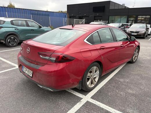 Opel Insignia vaihtoauto