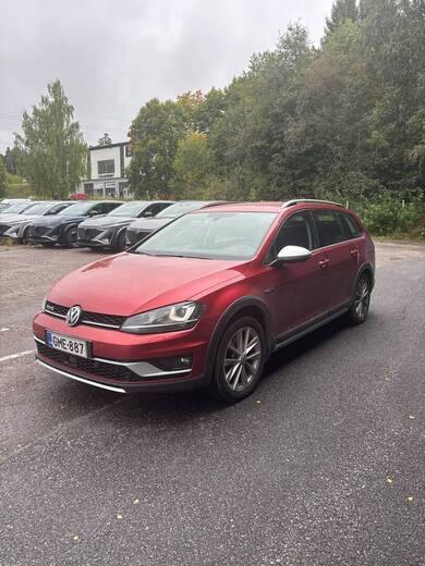 Volkswagen Golf vaihtoauto