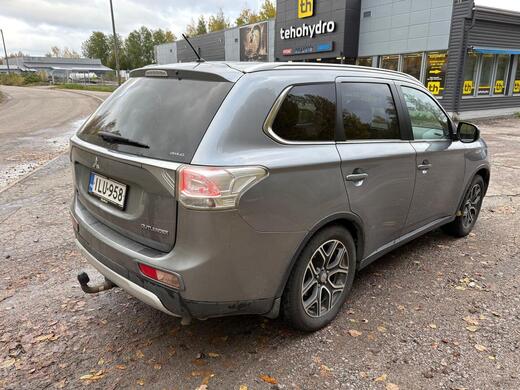 Mitsubishi Outlander vaihtoauto