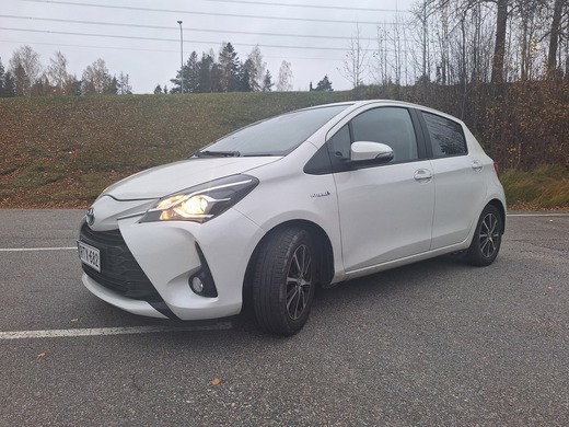 Toyota Yaris vaihtoauto