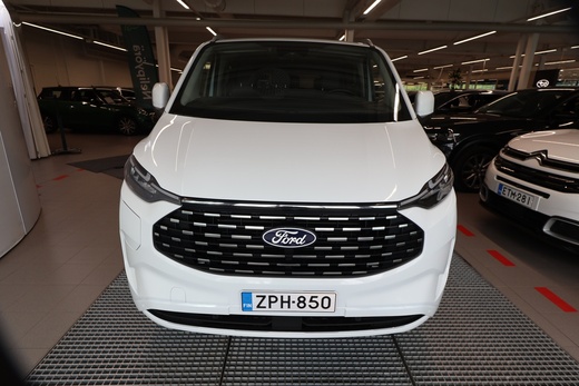 Ford Tourneo Custom vaihtoauto