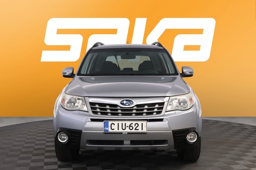 Subaru Forester vaihtoauto