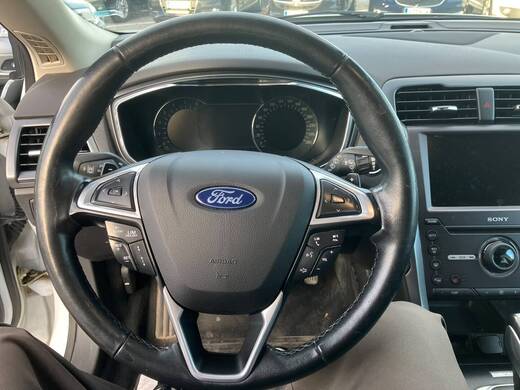 Ford Mondeo vaihtoauto