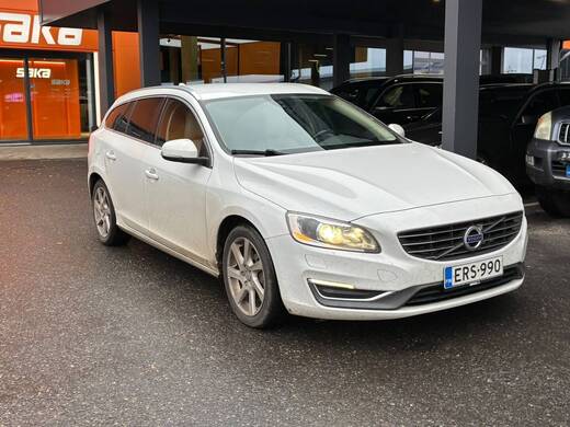 Volvo V60 vaihtoauto