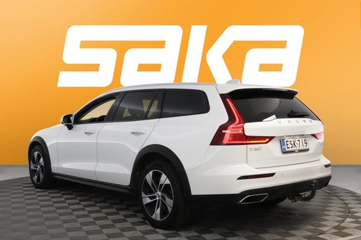 Volvo V60 Cross Country vaihtoauto