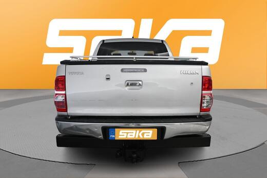 Toyota Hilux vaihtoauto