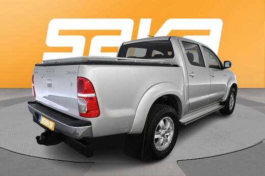 Toyota Hilux vaihtoauto