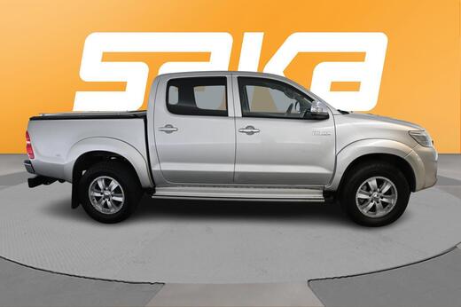 Toyota Hilux vaihtoauto