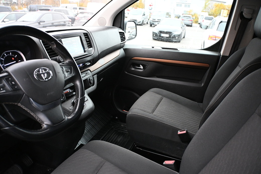 Toyota Proace Verso vaihtoauto