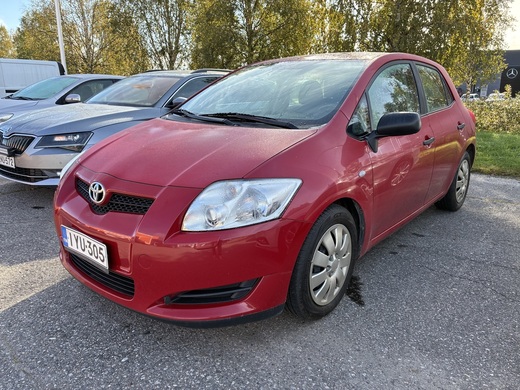 Toyota Auris vaihtoauto