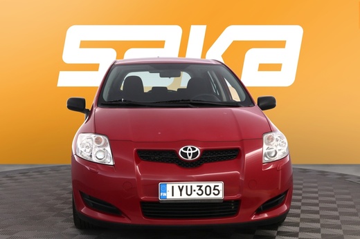Toyota Auris vaihtoauto
