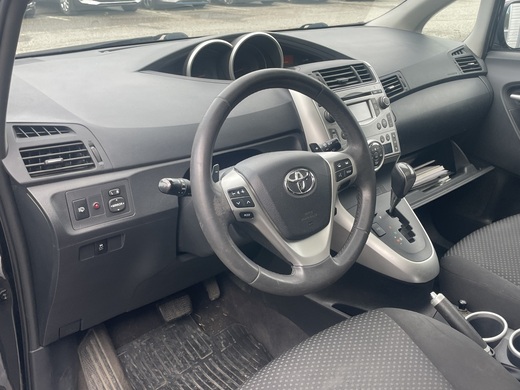 Toyota Verso vaihtoauto