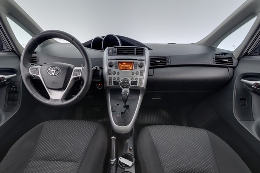 Toyota Verso vaihtoauto