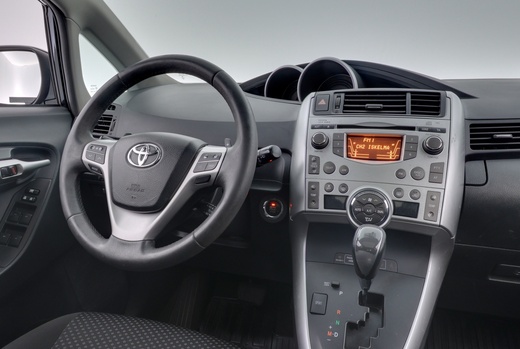 Toyota Verso vaihtoauto