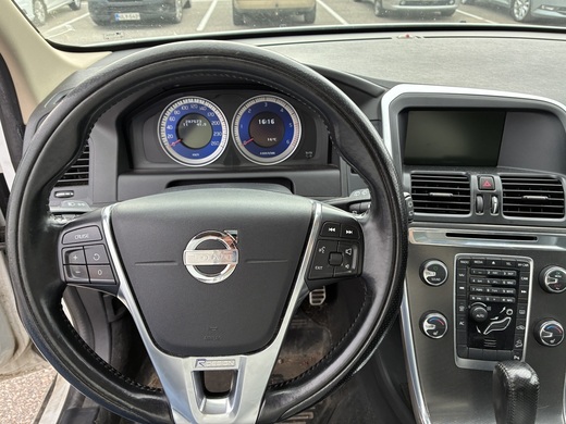 Volvo XC60 vaihtoauto