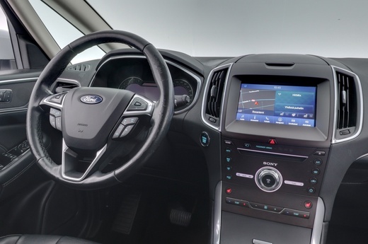 Ford S-MAX vaihtoauto
