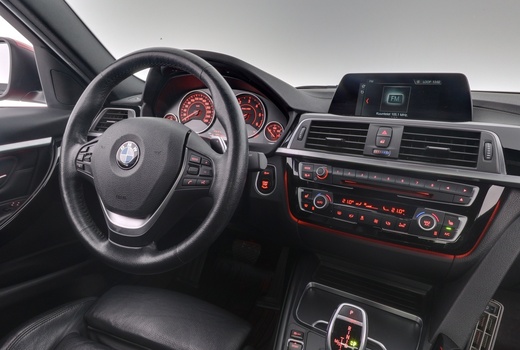 BMW 320 vaihtoauto