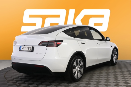 Tesla Model Y vaihtoauto