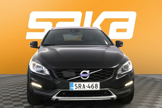 Volvo V60 Cross Country vaihtoauto