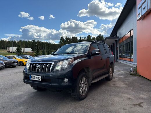 Toyota Land Cruiser vaihtoauto