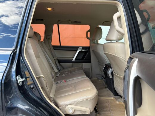 Toyota Land Cruiser vaihtoauto