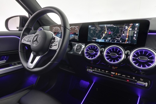 Mercedes-Benz EQB vaihtoauto